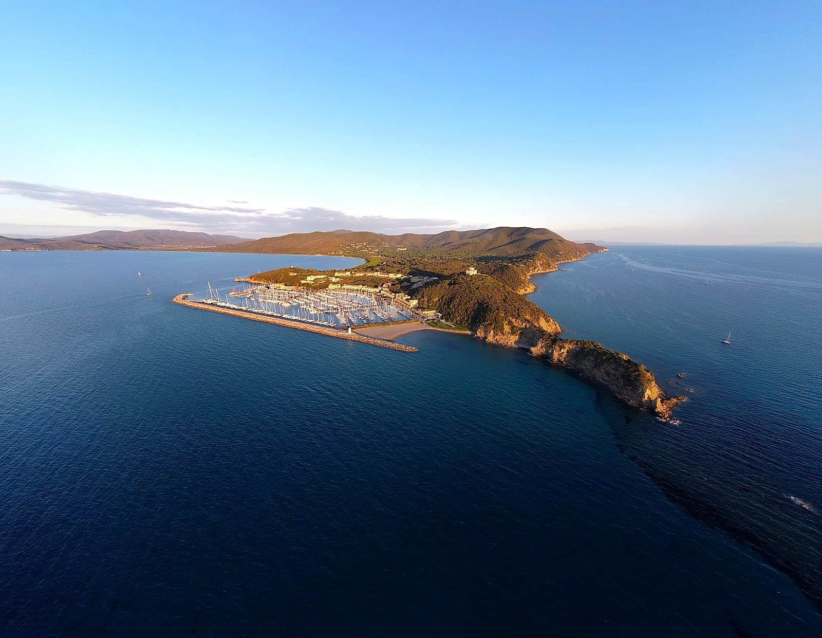 Punta Ala vista dal mare al rientro